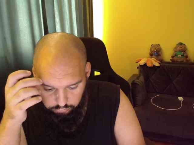 guessswho24