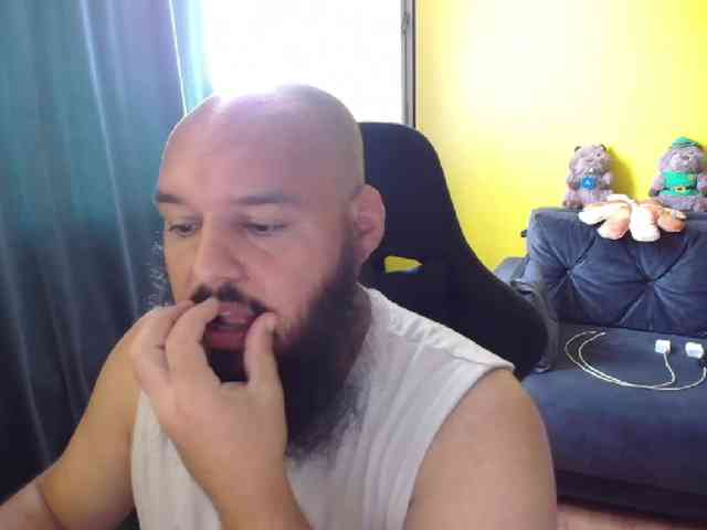 guessswho24