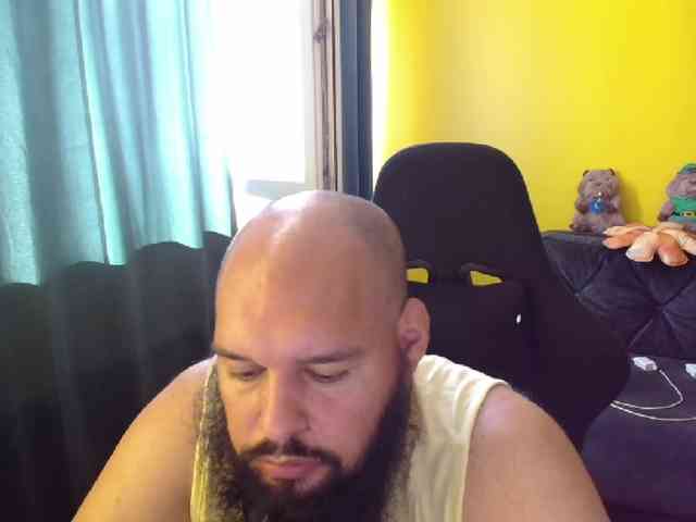 GuesssWho24