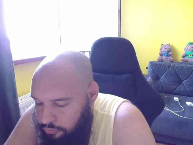 GuesssWho24