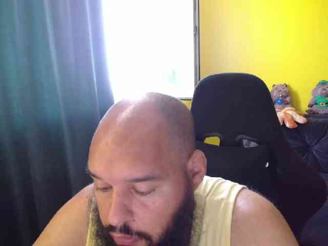 guessswho24