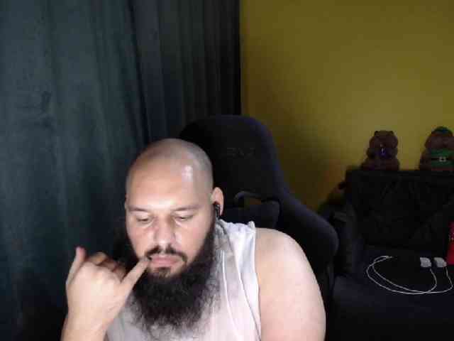 GuesssWho24