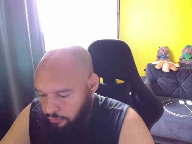 guessswho24