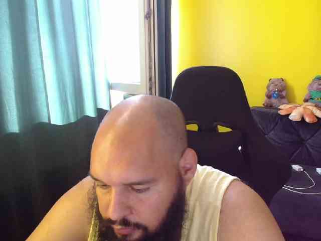 GuesssWho24