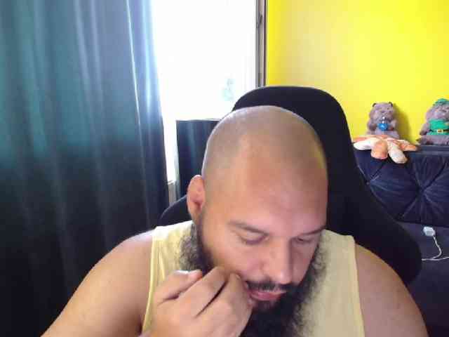 guessswho24