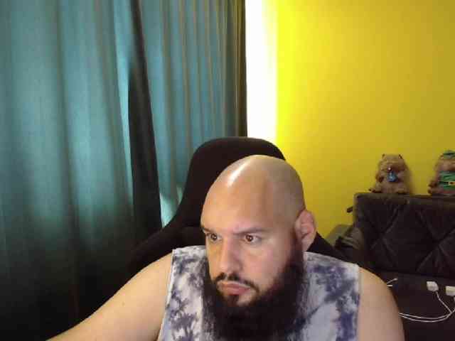 guessswho24