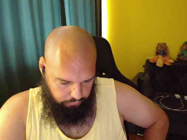 GuesssWho24
