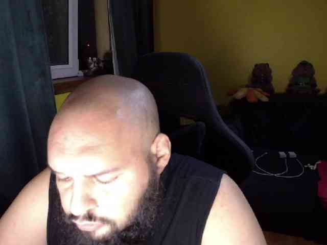 GuesssWho24