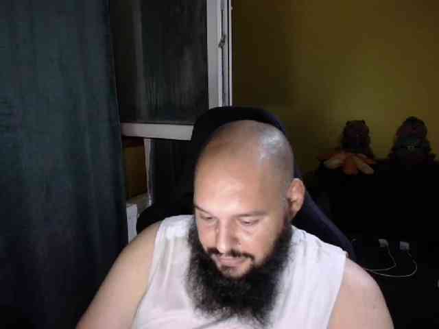 guessswho24