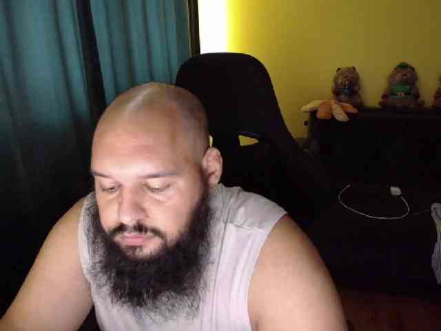 GuesssWho24