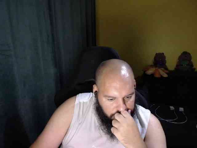 GuesssWho24