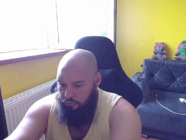 guessswho24