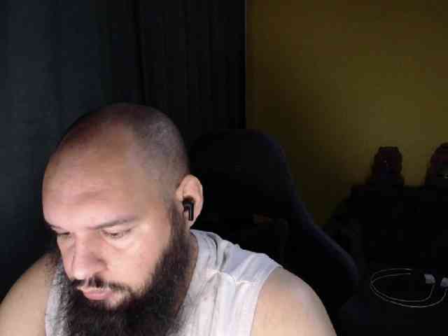 guessswho24