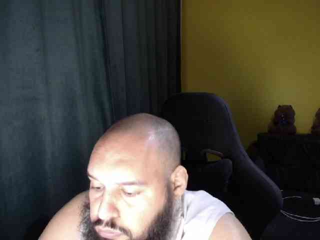 guessswho24