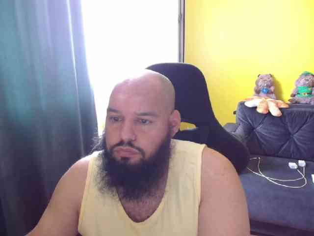 guessswho24