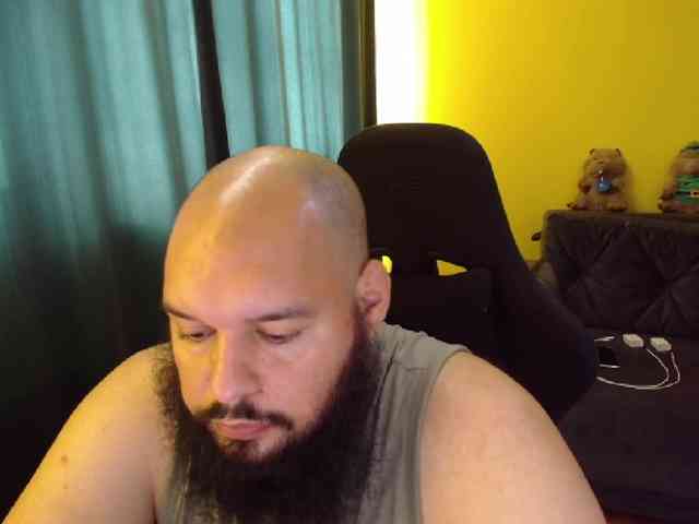 GuesssWho24