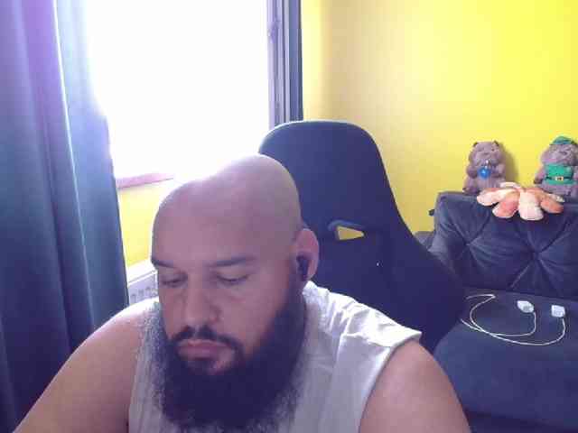 guessswho24