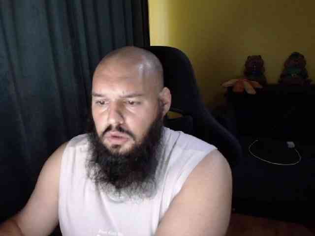 GuesssWho24