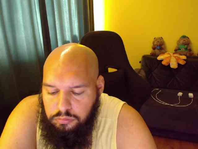 GuesssWho24