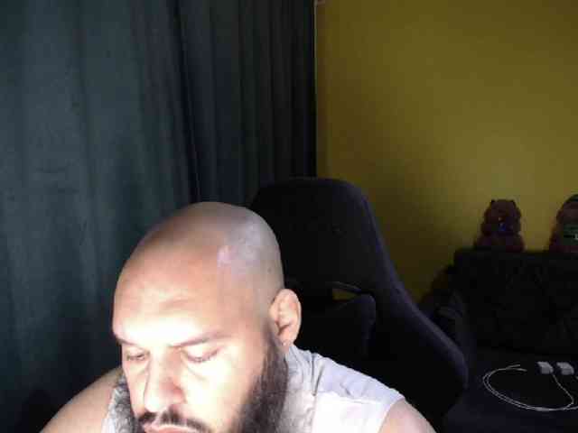 guessswho24