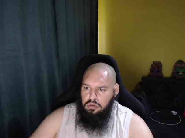 GuesssWho24