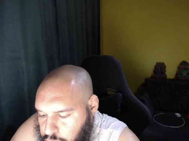 GuesssWho24