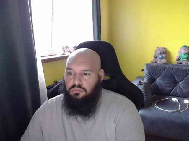 guessswho24