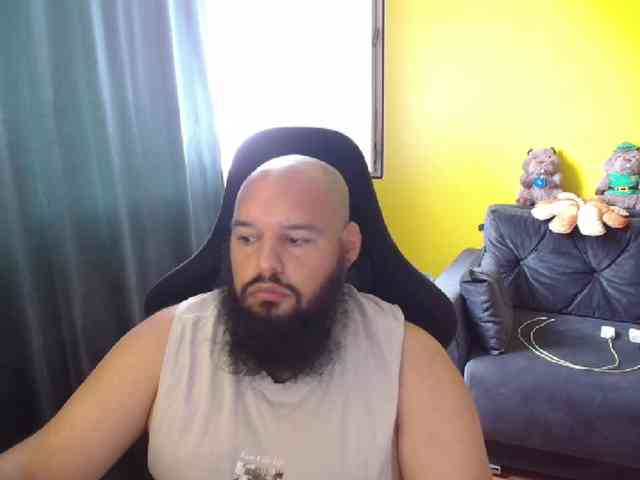guessswho24