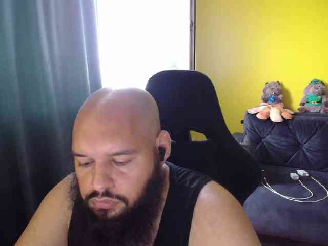 guessswho24