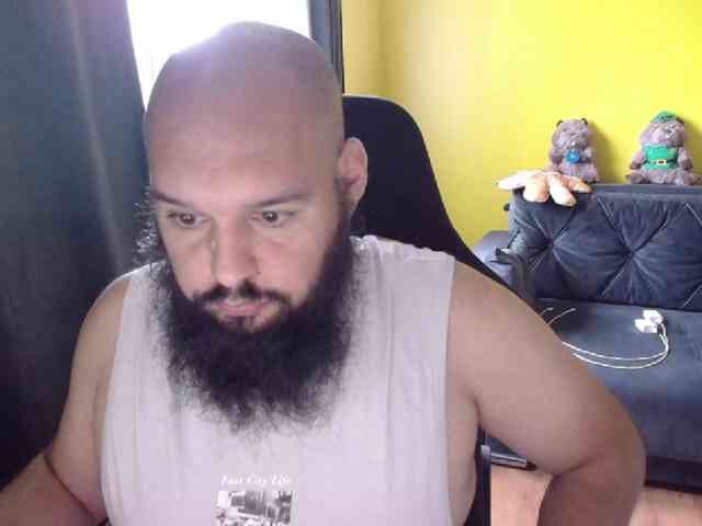 GuesssWho24