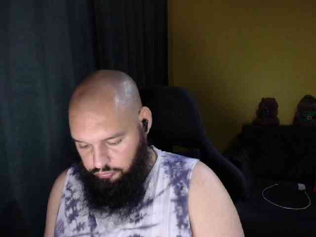 GuesssWho24