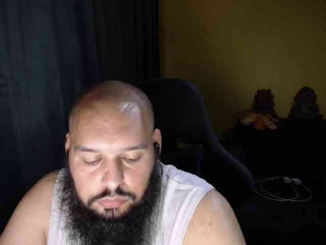 GuesssWho24