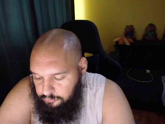 GuesssWho24