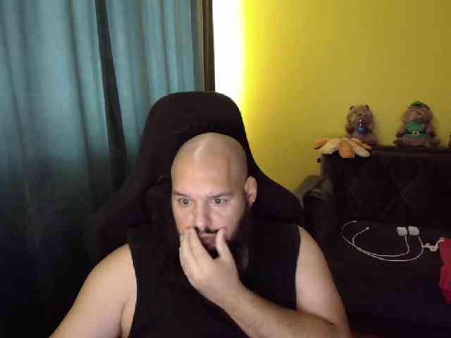 GuesssWho24