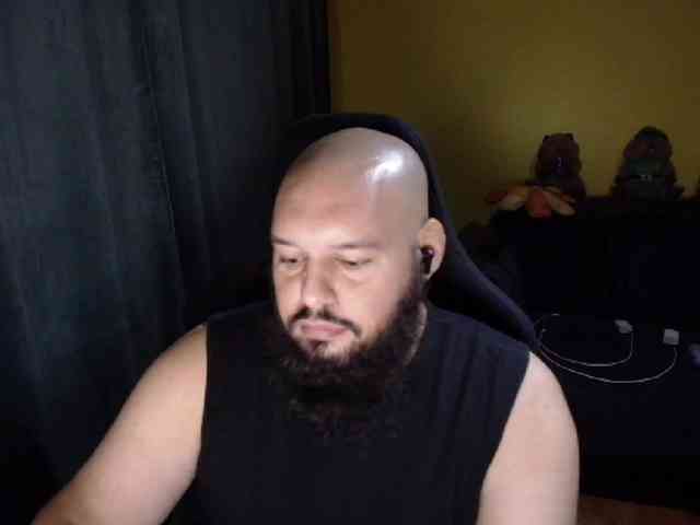 GuesssWho24