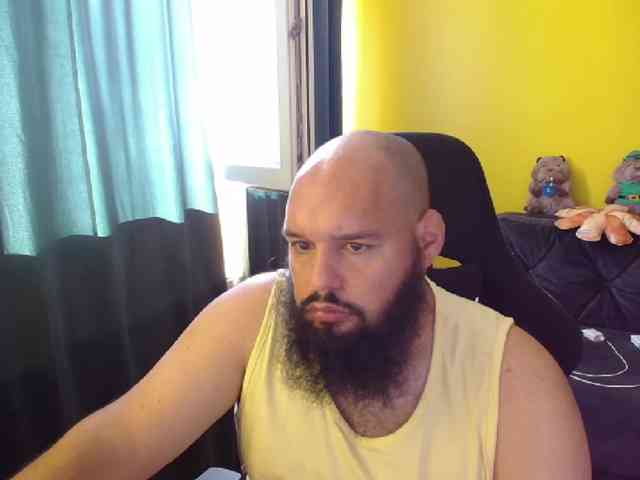 GuesssWho24