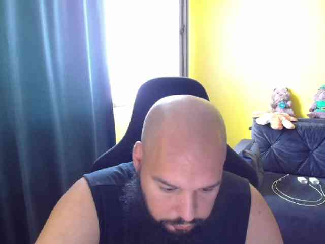 guessswho24