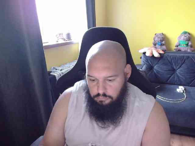 guessswho24