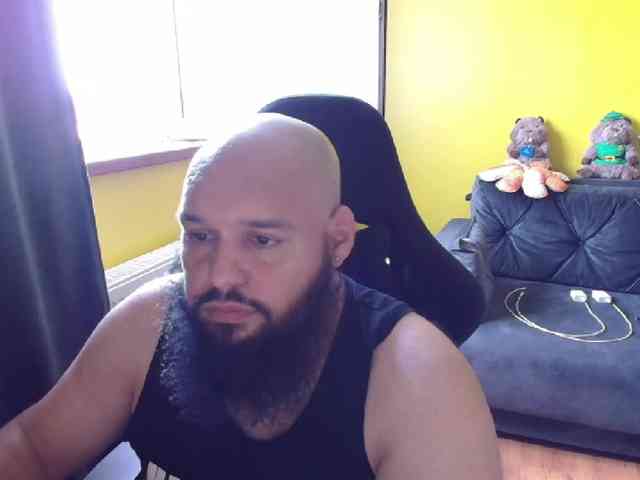 guessswho24