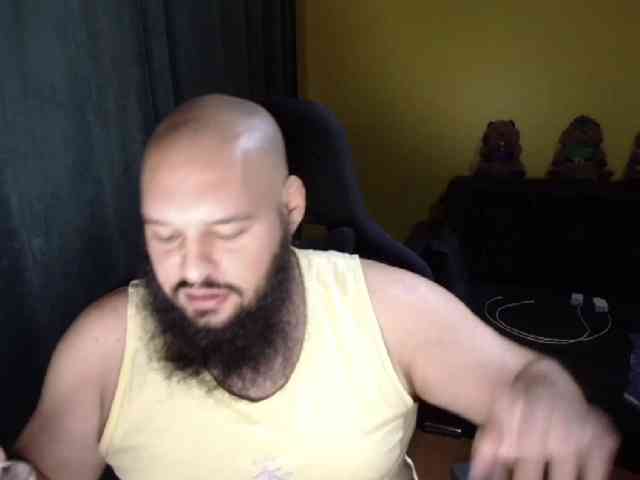 GuesssWho24