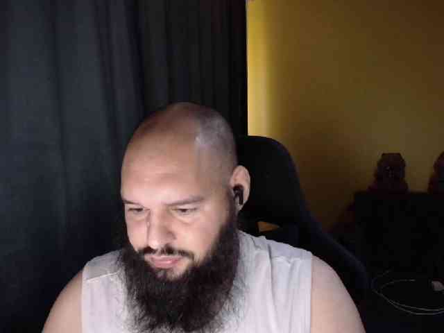 guessswho24