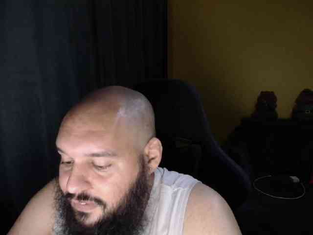guessswho24