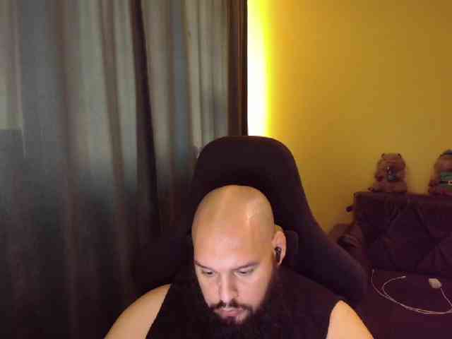 guessswho24