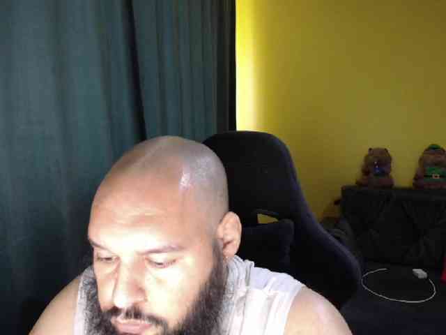 GuesssWho24