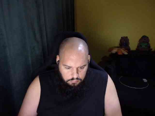 GuesssWho24