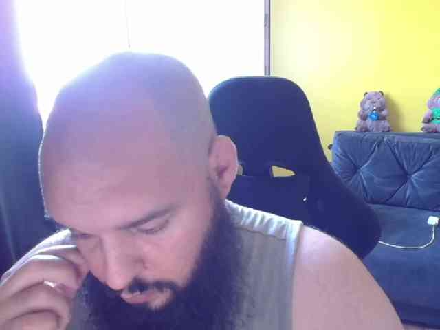 guessswho24