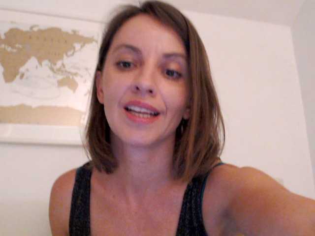 katniss1 live cam on BongaCams