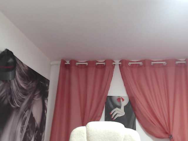 anaiza live sex show