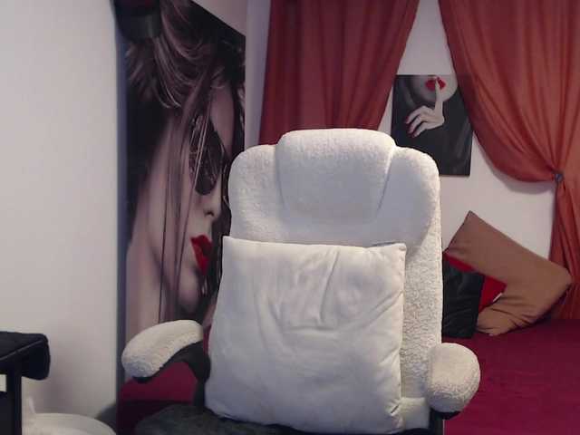 anaiza live cam on BongaCams