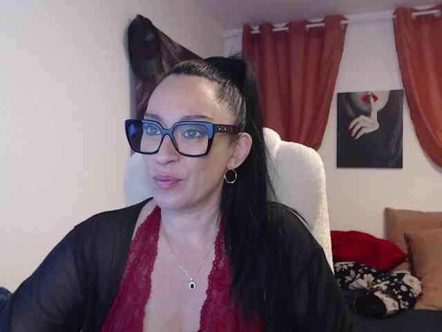 anaiza anaiza